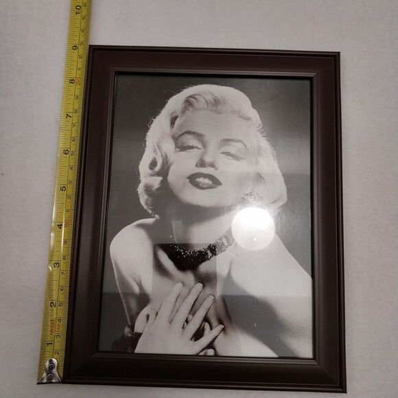 Framed Image Of Marilyn Monroe 7" X 9" #P001 - Picture 7 of 8